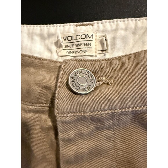 Volcom Women's Size 9 Chino Mini Shorts Khaki Beige Y2K Skater Casual - Picture 3 of 8